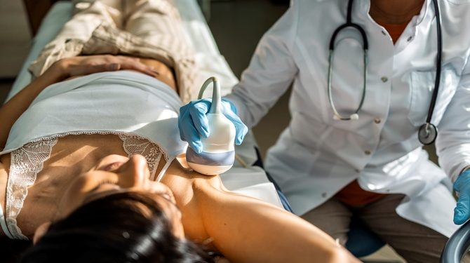 Cancer du sein : trouver la mutuelle qui vous protège vraiment