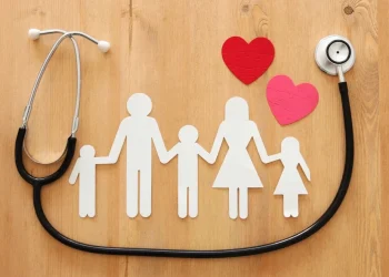 découvrez tout ce que vous devez savoir sur l'assurance maladie en france : fonctionnement, droits, cotisations et couvertures. informez-vous pour mieux gérer votre santé et votre budget.