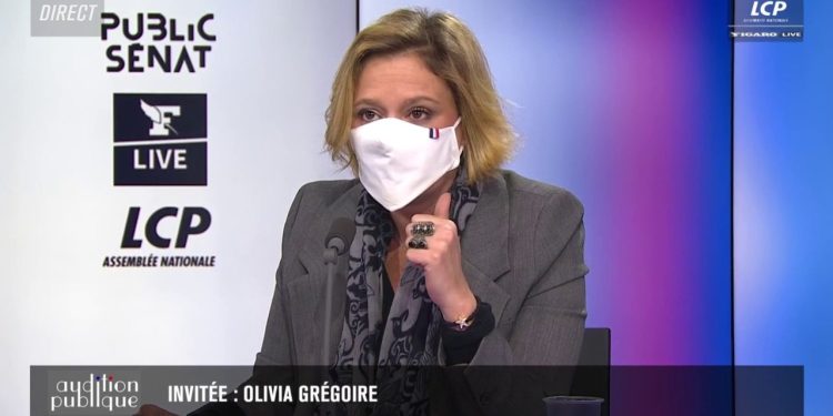 découvrez le contrat santé bercy, une solution adaptée pour protéger votre santé et celle de vos proches. profitez d'une couverture complète avec des garanties sur-mesure, un service client à l'écoute et des remboursements rapides. informez-vous dès maintenant pour un avenir serein.