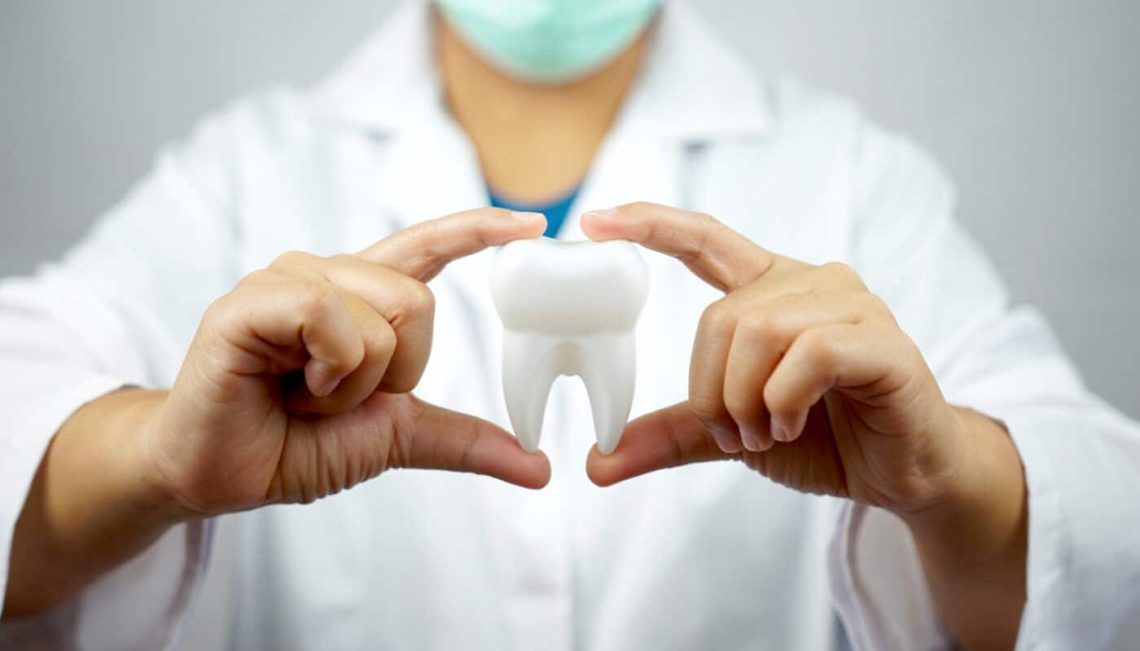 découvrez nos comparateurs de mutuelles dentaires pour choisir la meilleure couverture santé pour vos soins bucco-dentaires. protégez votre sourire avec des offres adaptées à vos besoins et à votre budget.