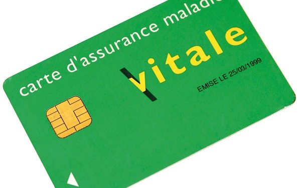 découvrez comment la carte vitale facilite l'accès aux soins en france grâce au système de tiers payant. informez-vous sur les avantages et le fonctionnement de ces dispositifs pour mieux gérer vos dépenses de santé.