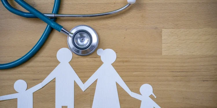 découvrez comment l'augmentation des tarifs des mutuelles affecte le pouvoir d'achat des patients et les solutions possibles pour alléger leur budget santé.