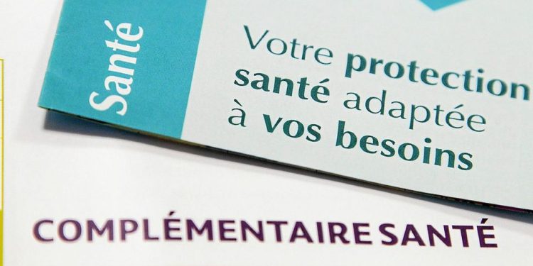 découvrez les règles à connaître concernant les hausses interdites des complémentaires santé et protégez vos droits.