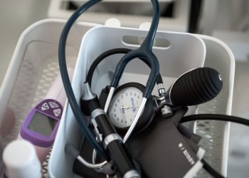 découvrez le pourcentage des français inquiets des frais de santé et les préoccupations liées aux dépenses médicales dans notre étude détaillée.