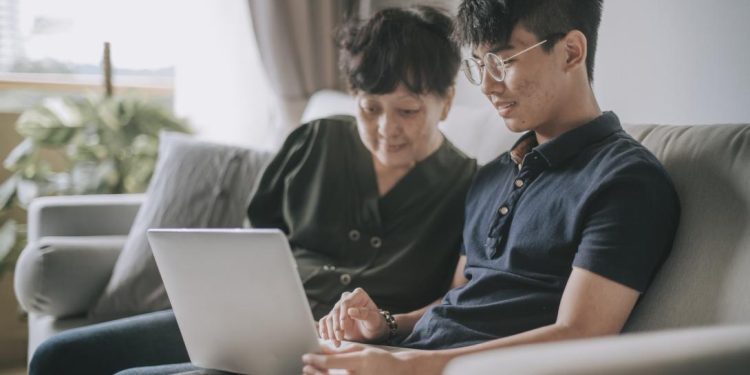 découvrez tout ce qu'il faut savoir sur le droit à la c2s en 2025, ses conditions d'éligibilité, et les démarches pour en bénéficier.