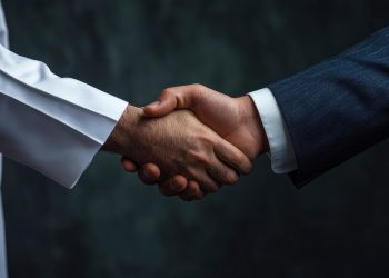 découvrez comment choisir une mutuelle santé adaptée après 60 ans, avec des conseils sur les tarifs et la préparation pour bien protéger votre santé.