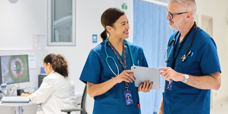 découvrez les meilleures mutuelles santé pour familles avec les tarifs les plus avantageux par département. comparez et choisissez la couverture idéale pour tous vos proches.