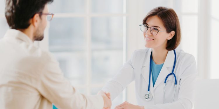 découvrez comment choisir la mutuelle santé idéale adaptée à vos besoins et bénéficiez d'une couverture optimale pour votre bien-être.