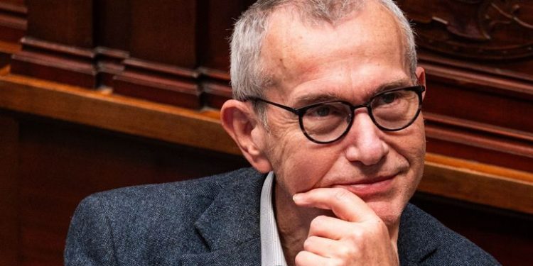 Réforme du Projet Vandenbroucke : les mutuelles appellent à des garanties solides et à un dialogue constructif – RTBF Actus