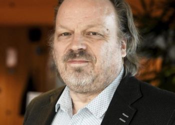 découvrez comment contester une hausse illégale des tarifs de votre mutuelle et protéger vos droits grâce à nos conseils et démarches efficaces.