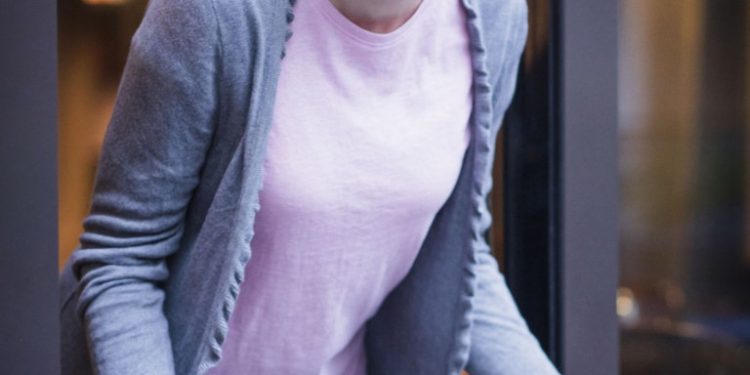 découvrez pourquoi les cotisations de mutuelle santé vont augmenter en 2027 et apprenez comment les comprendre pour éviter les hausses excessives.